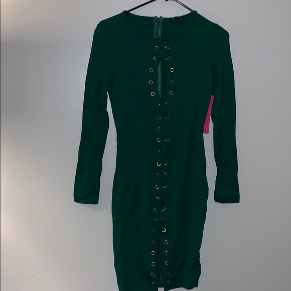 Emerald green dress - Picture 1 of 4
